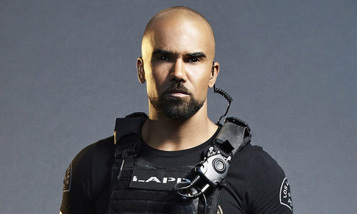 110330_Swat-Pilot-ShemarMoore-SR-Grey_1389b (2).jpg